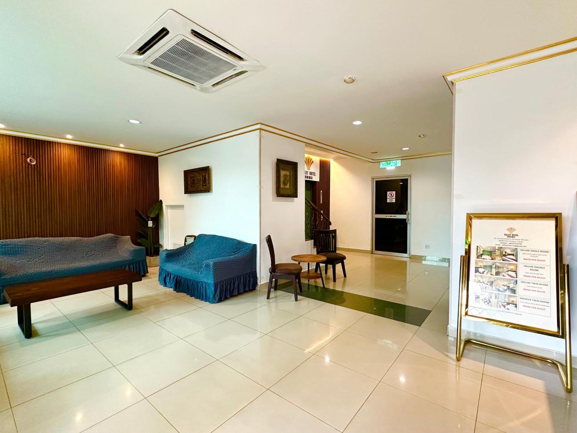 Valley Hotel Kota Kinabalu Esterno foto